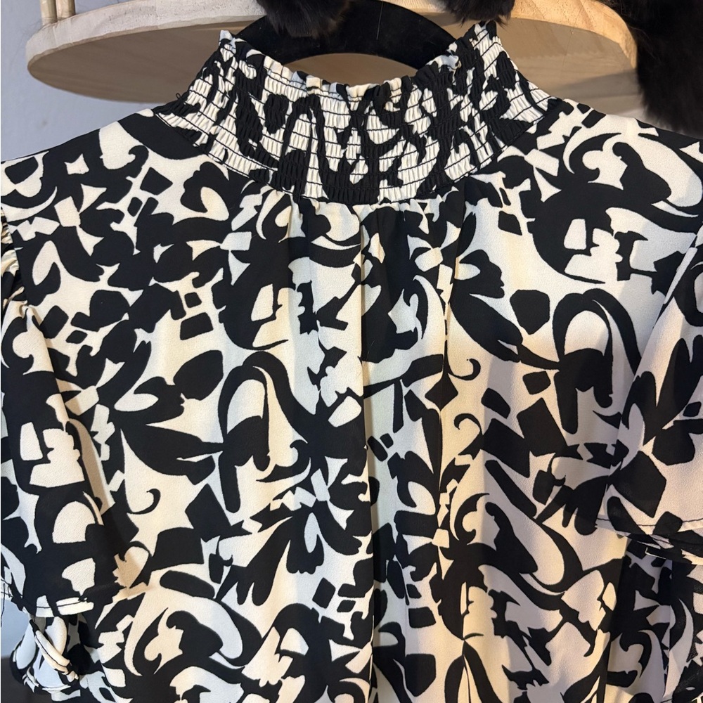 MSK Black & White Floral-Print Wide Leg Jumpsuit - Picture 4 of 5